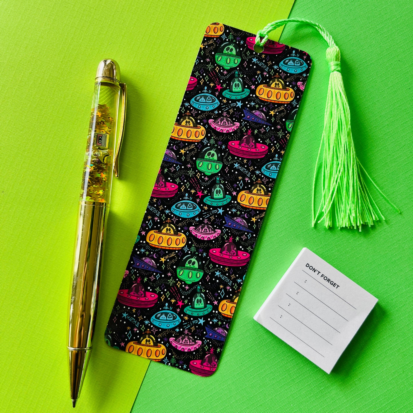 UFO Bookmark