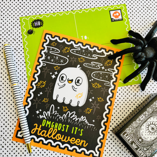 OMGhost It's Halloween Postcard Set