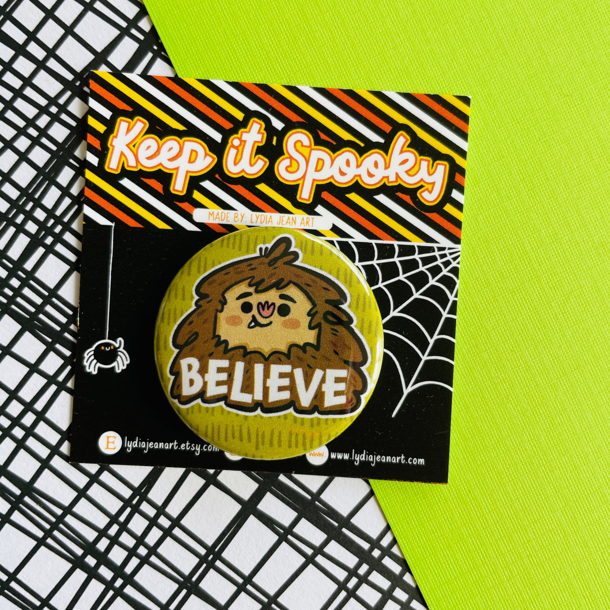 Believe in Bigfoot Button / Magnet