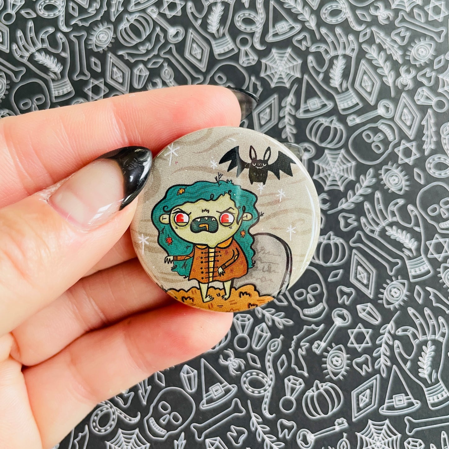 Zombie Chick Button / Magnet