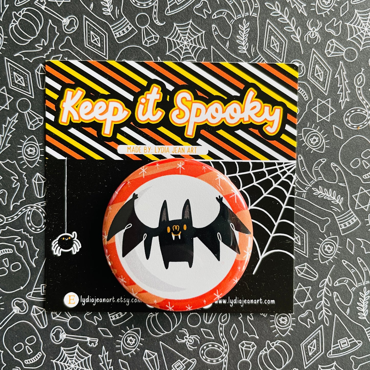 Lil Bat Button / Magnet